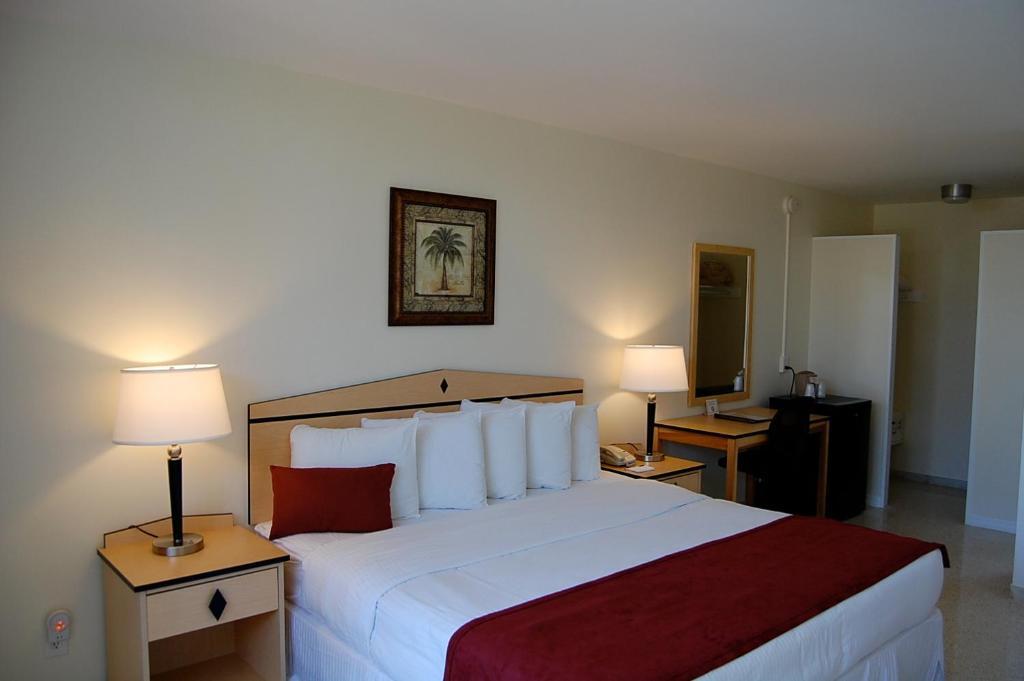 Alcazar Resort- Gay Mens Resort Fort Lauderdale Værelse billede